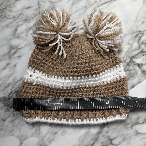 Baby Toddler Knitted Hat Beanie with Knit Double Pom Pom Tan White Unisex 6-18 m - Picture 2 of 3
